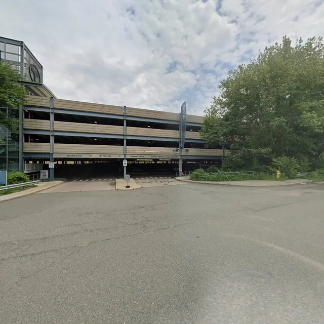 Route 128 Station Parking Garage