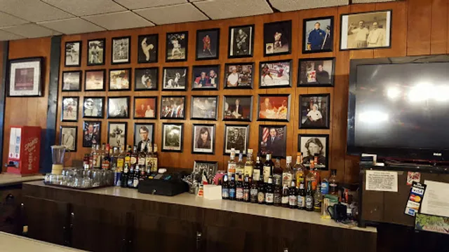 Del's Pizzeria & Restaurant