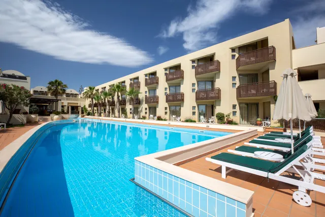 Giannoulis - Santa Marina Plaza Luxury Boutique Hotel (Adults Only 16+)