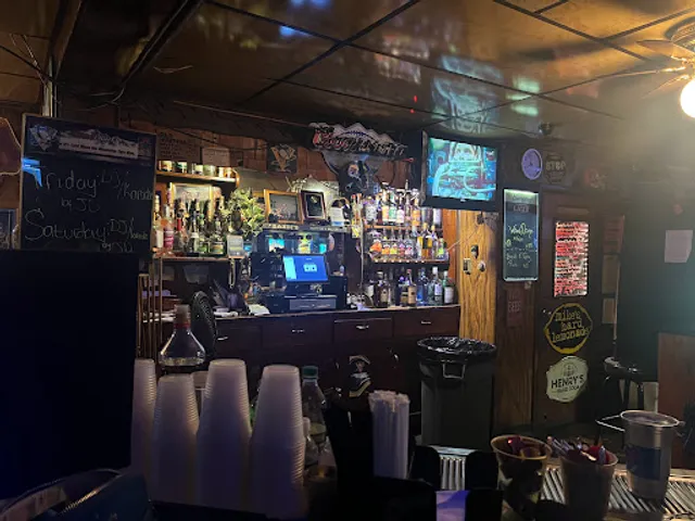 Sandi's Country Bar and Grill LTD