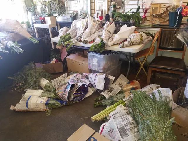 L.V. Flowers & Events