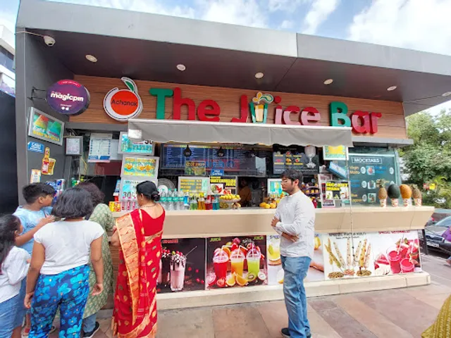 Achanak Juice Center