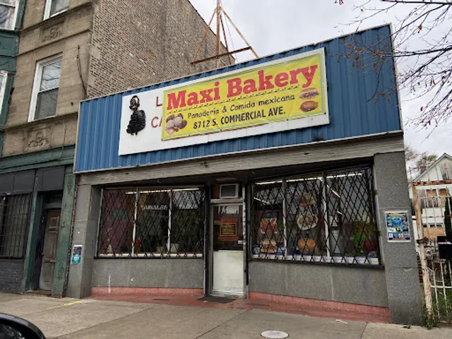 Maxi Bakery
