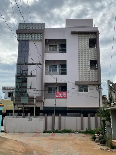 Hotel O Cosmopolis Bhubaneswar Formerly Luxury Stay