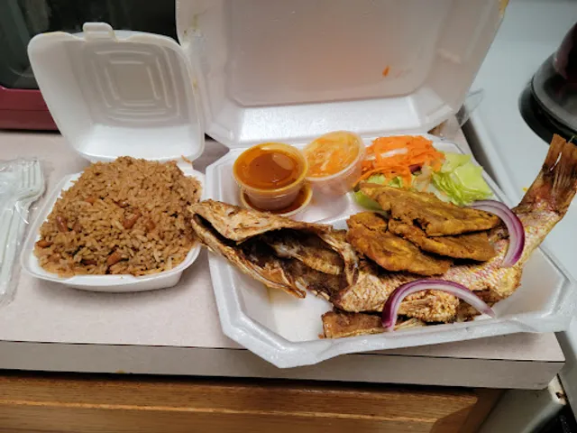 Beignets Caribbean Cafe