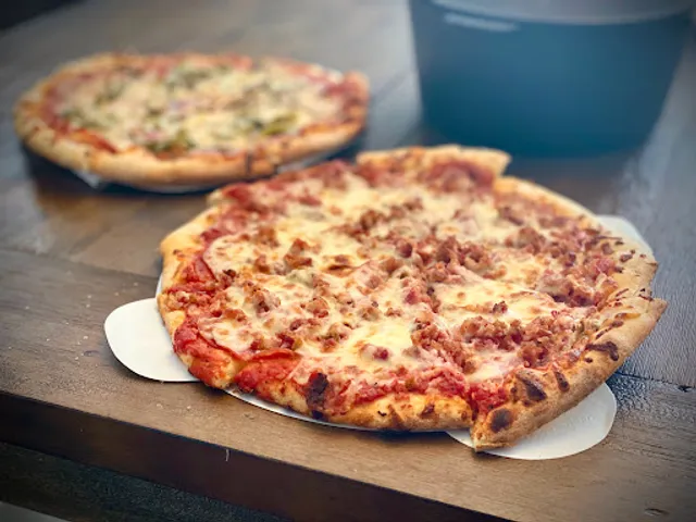 Smithfield Stonefire Pizzeria