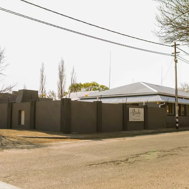 Three Birds Country House