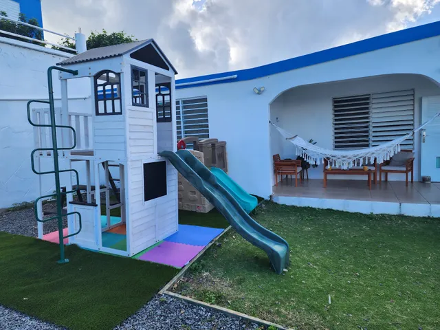 Infinity pool white house vieques & jacuzzis