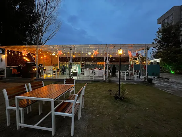 Nivys Resto Cafe & Garden Centre