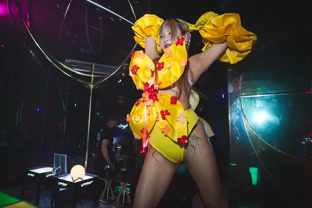 Nightclub【CRAZY LAND by CHEVAL】Osaka