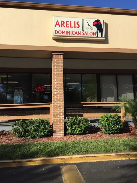 Arelis Dominican Salon