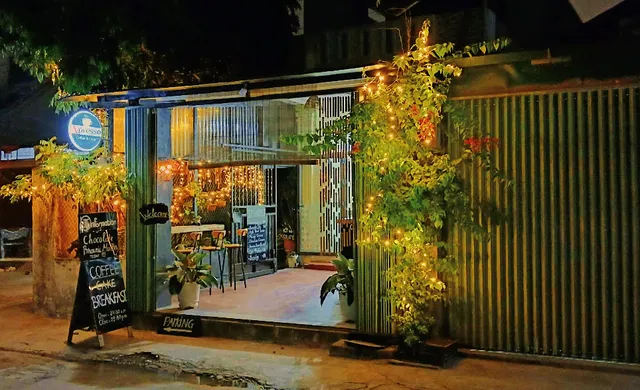 XPRESSO Coffee & Cake