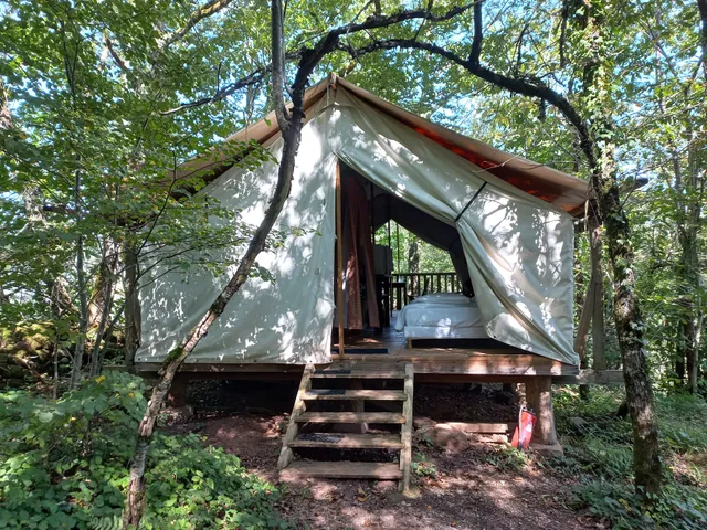 Camping Glamping Terre Rouge
