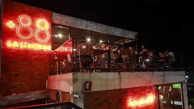 +88 GASTROBAR