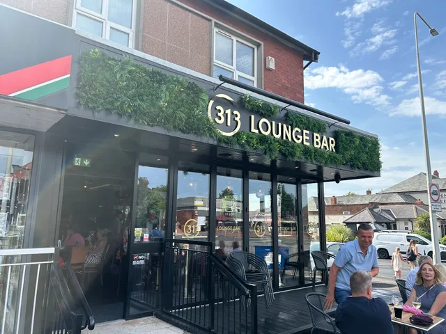 313 Lounge Bar