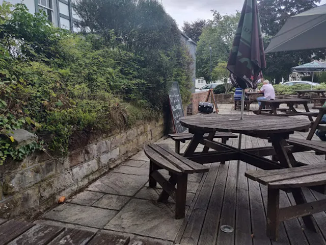 The Montgomery Pub & Kitchen