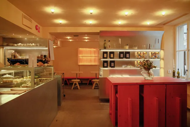 El Fant - Cafe & Bar