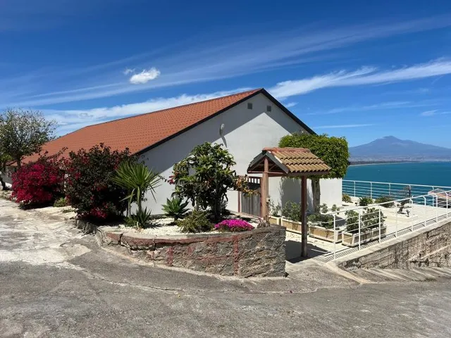 Bellavista, Costa-Saracena