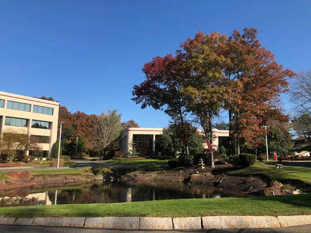 Lynnfield Woods Office Condominium Park