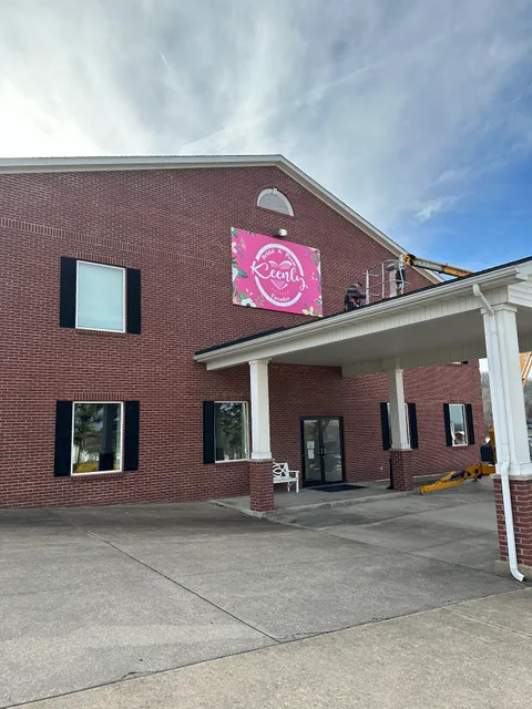 Keenly Bridal & Prom