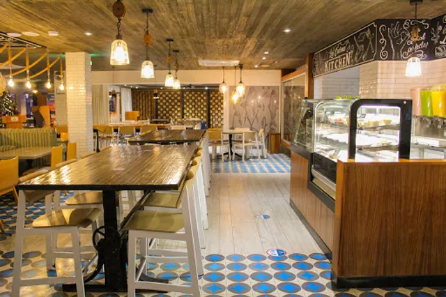 Embarcadero Cocina + Bar