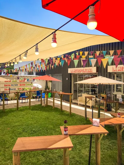 La Metropolitana Empanadas Fritas Playeras