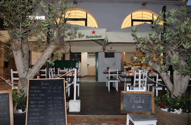 Madia - panzerotti pugliesi