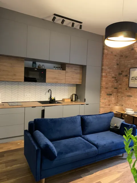 Rentoom Golden Rooms