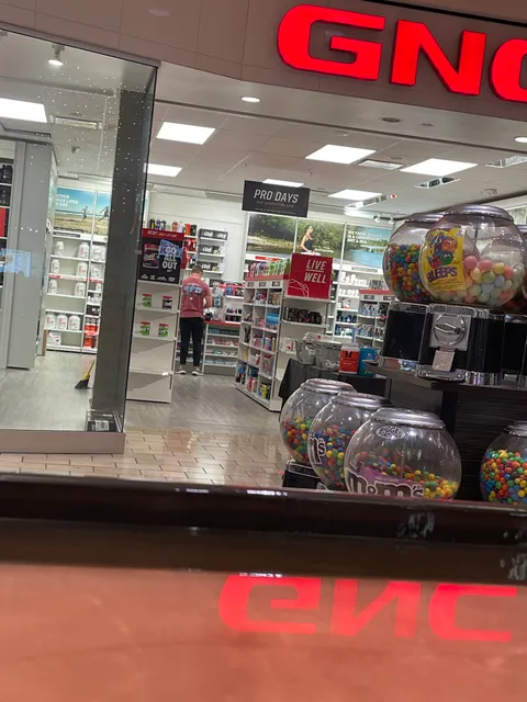 GNC
