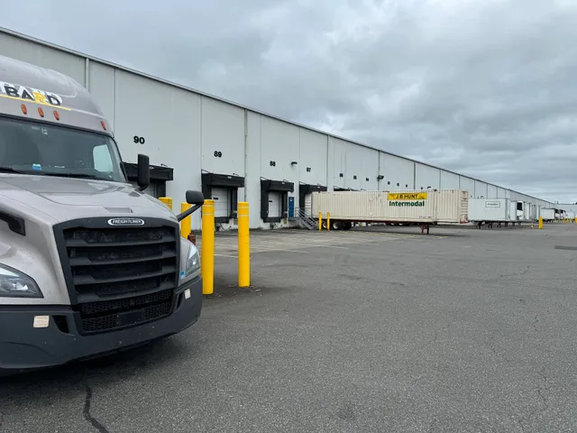 Fred Meyer Stores Retail Service Distribution Center