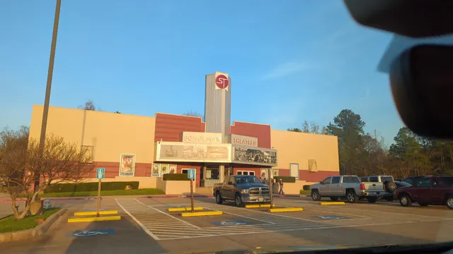 Schulman Theatres Inc