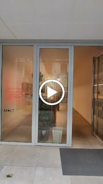 MÒLT : Obrador de pa