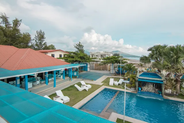 Sunrise Paradise Resort