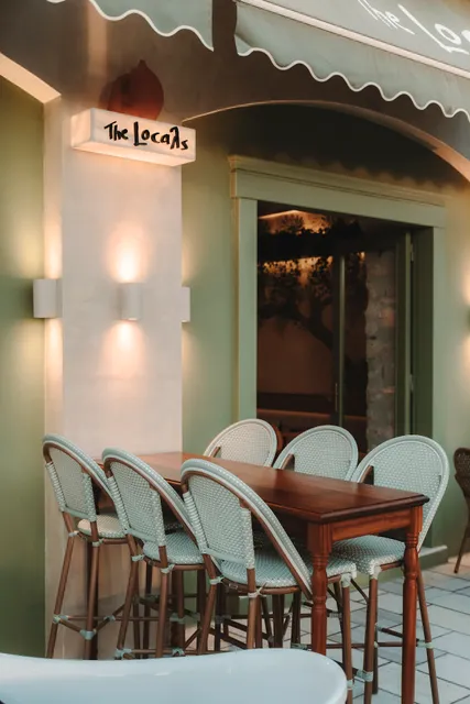 The Locals Brunch & Bar Restaurant