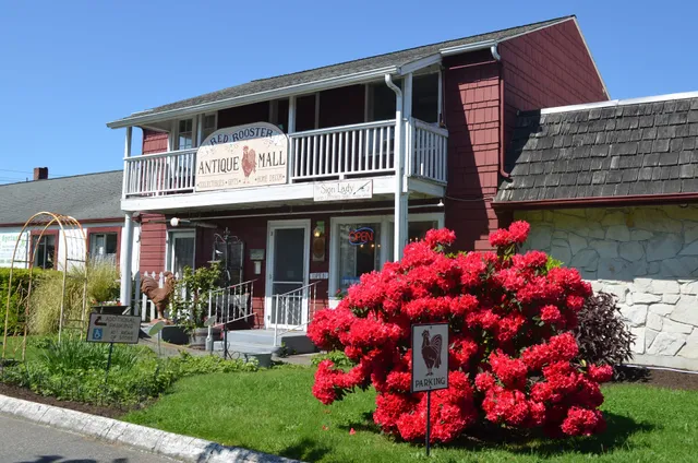Red Rooster Antique Mall