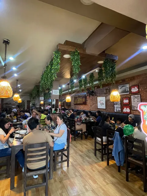 Restaurant - Pollería "La Cabaña"