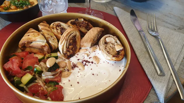 Ristorante indo-pakistano Mahim Musharaf MD Muminul