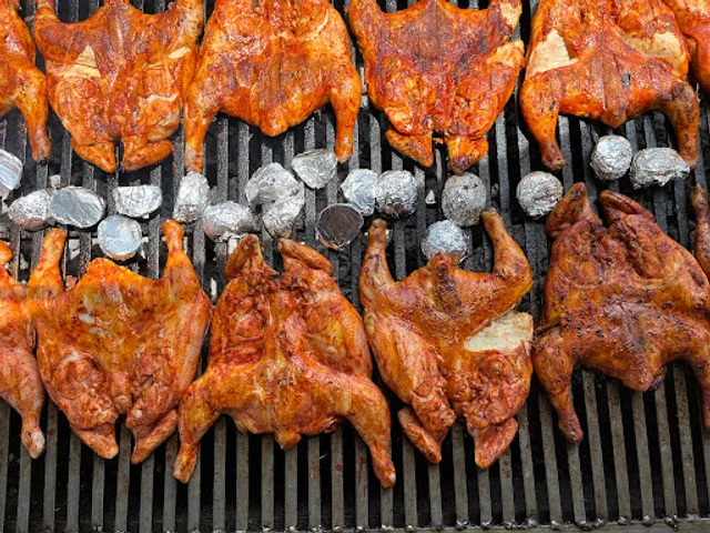 Puro pollo Emiliano Zapata