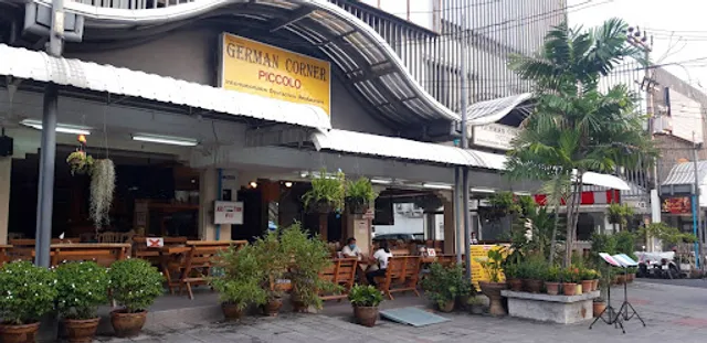 German Corner Piccolo