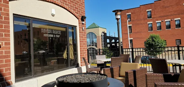 Bennigan's On The Fly - Dubuque