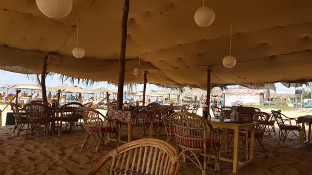 Cafe Roma Beach Shack