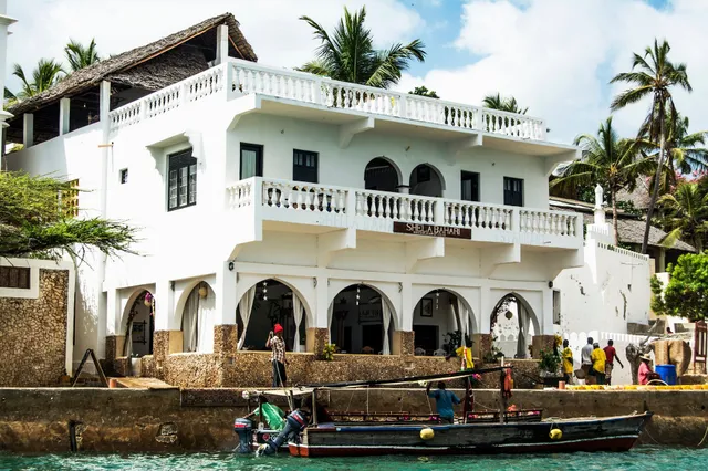 Shella Bahari Guest House