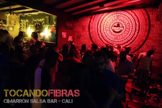 Cimarrón Salsa Bar