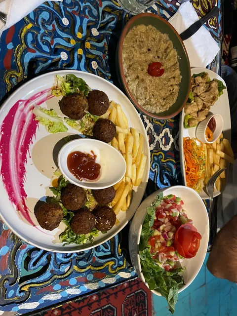 Ste Tulum (La Maison Du Couscous)