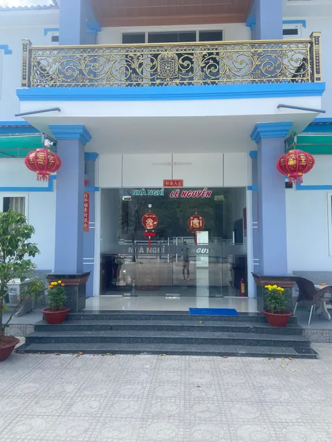 Nhà nghỉ Lê Nguyễn