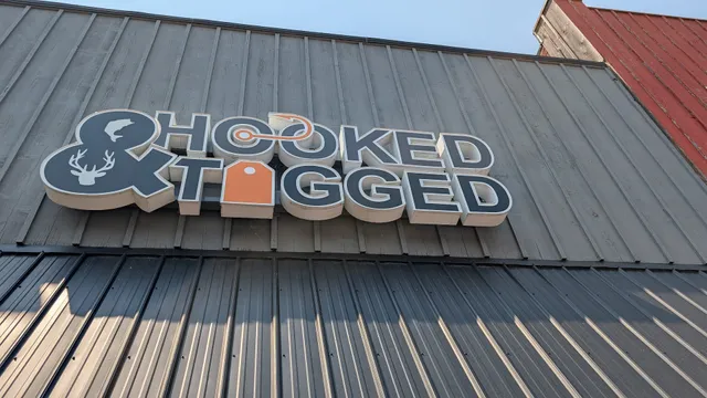 Hooked & Tagged