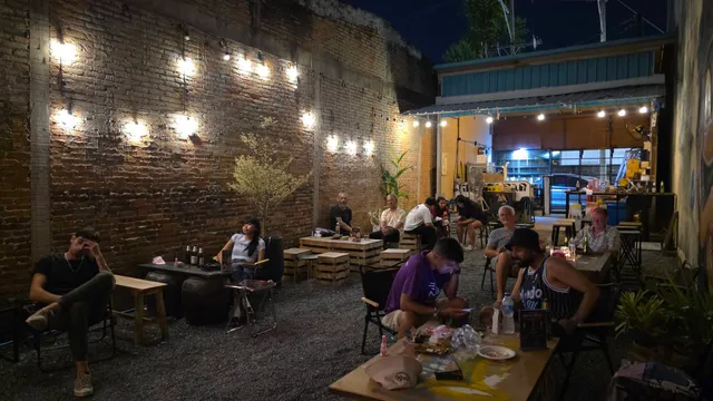 So What Bar Phuket Town