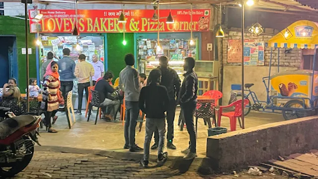 Lovey's Bakery & Pizza Corners