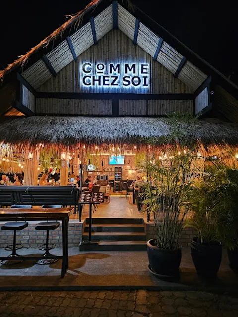 COMME CHEZ SOI