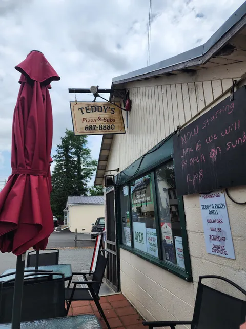 Teddy's Pizza & Subs